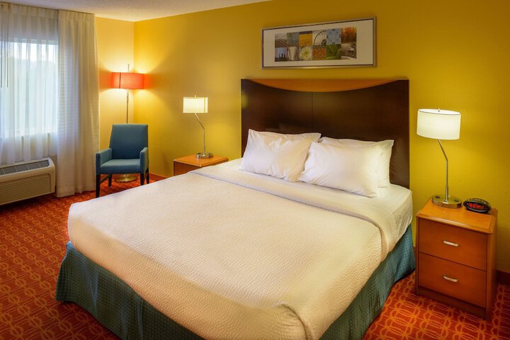 Room 4 of 22
