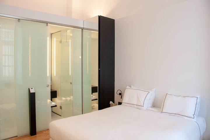 Room 41 of 119
