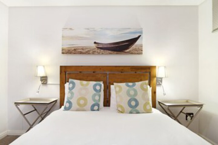 Room 28 of 31