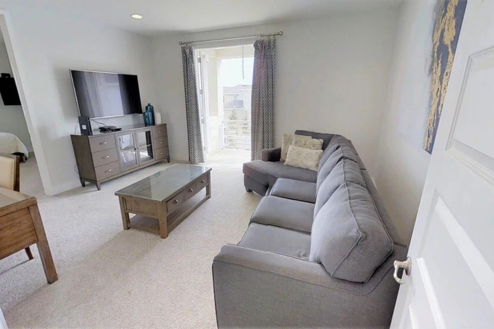 Room 5 of 20