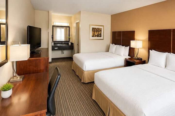 Room 42 of 55
