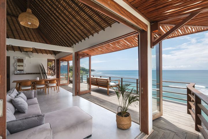 Room 6 of 7