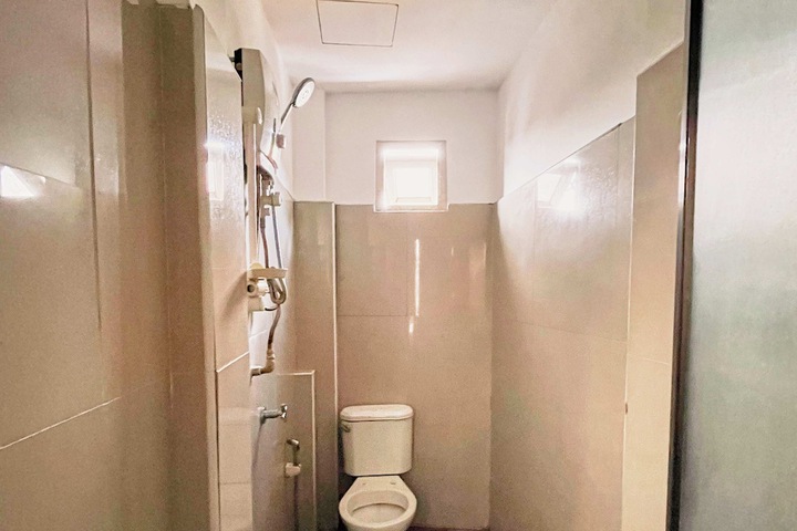 Room 73 of 90
