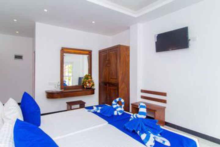 Room 20 of 39