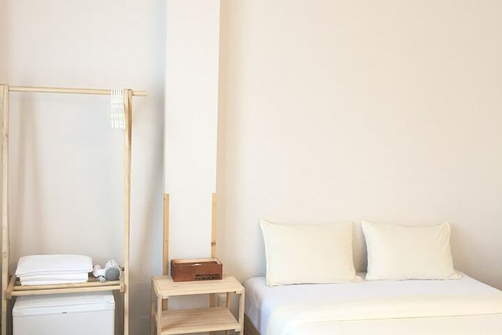 Room 60 of 86