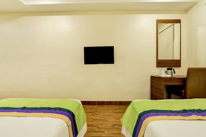 Room 11 of 40
