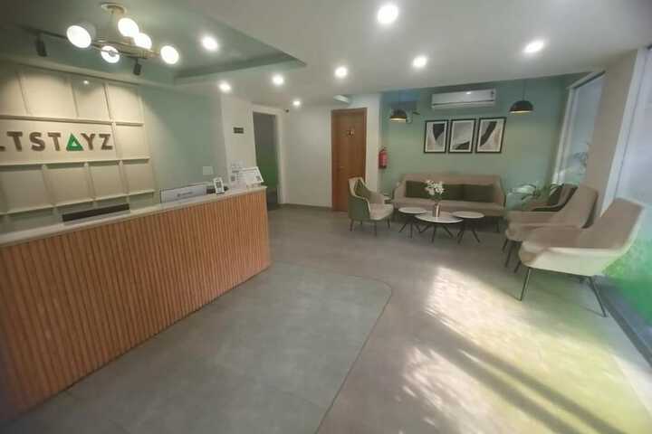 Saltstayz Premier - Sector 28 Faridabad
