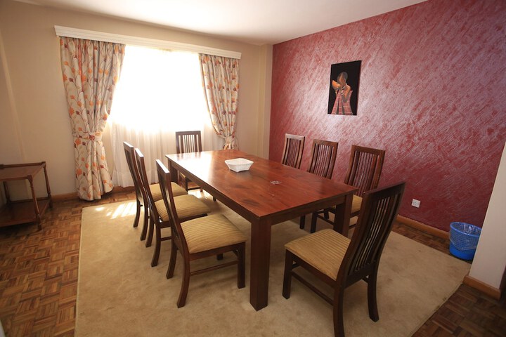 Room 16 of 39