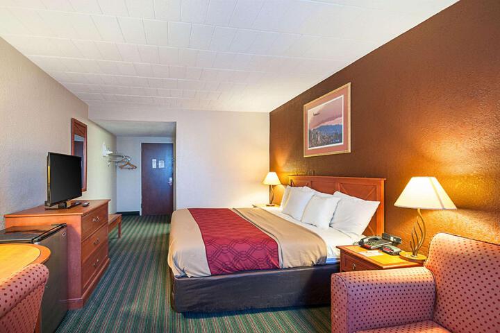 2 Double Beds (5 of 12)