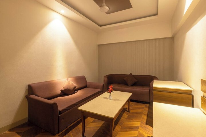 Room 46 of 75