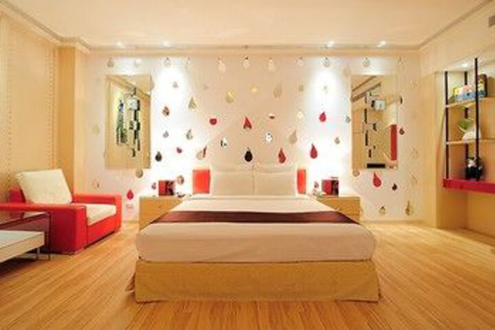 Room 44 of 118