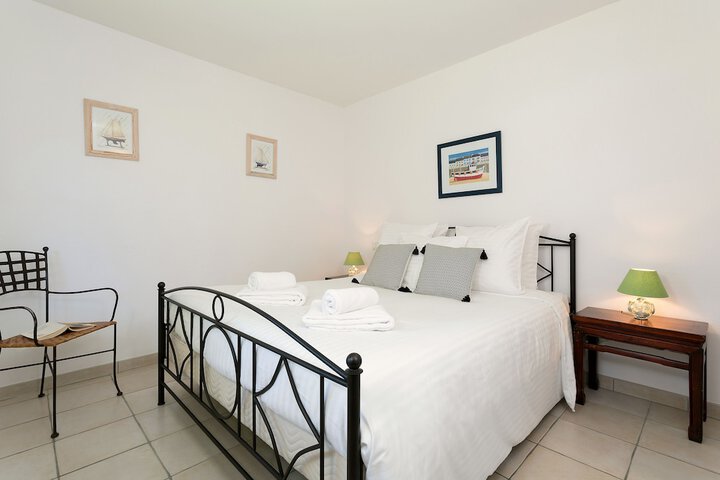 Room 13 of 26