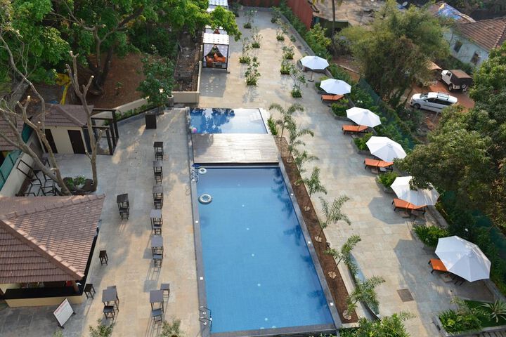 Pool 38 of 66
