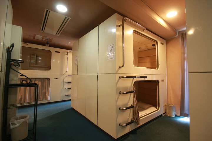 Room 5 of 97