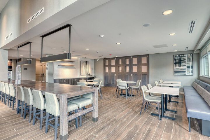 Breakfast/Coffee Service 61 of 67