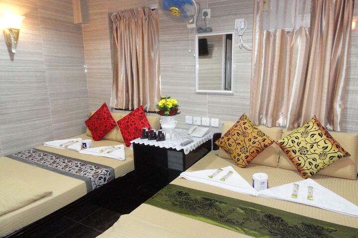 NEW DAY NIGHT HOSTEL