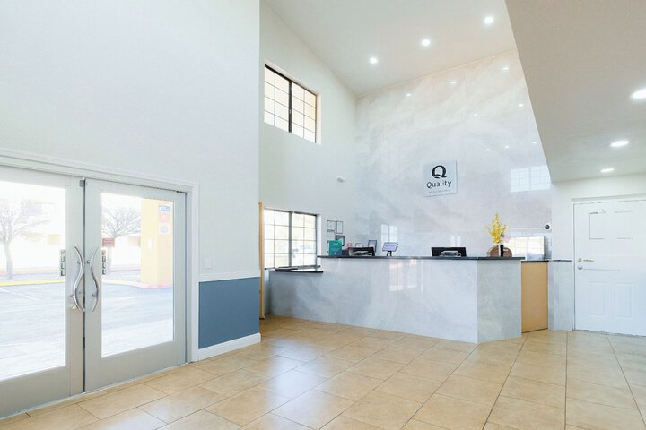 Hotel Interior 4 of 41