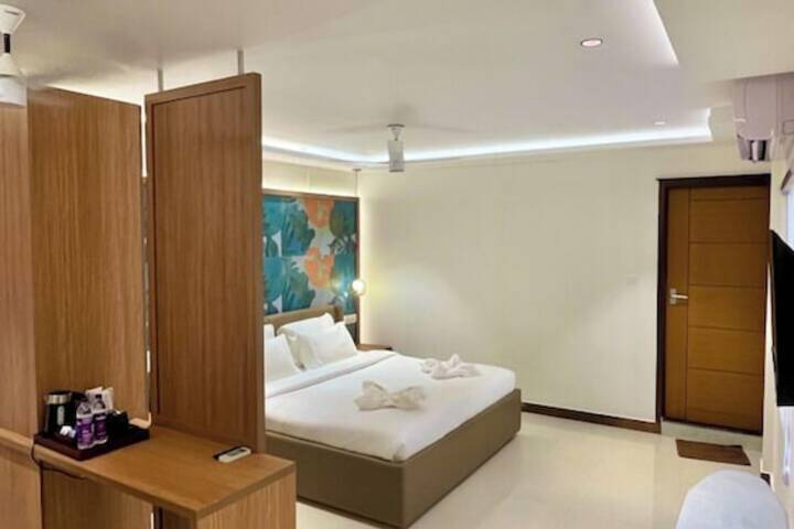 Room 30 of 97