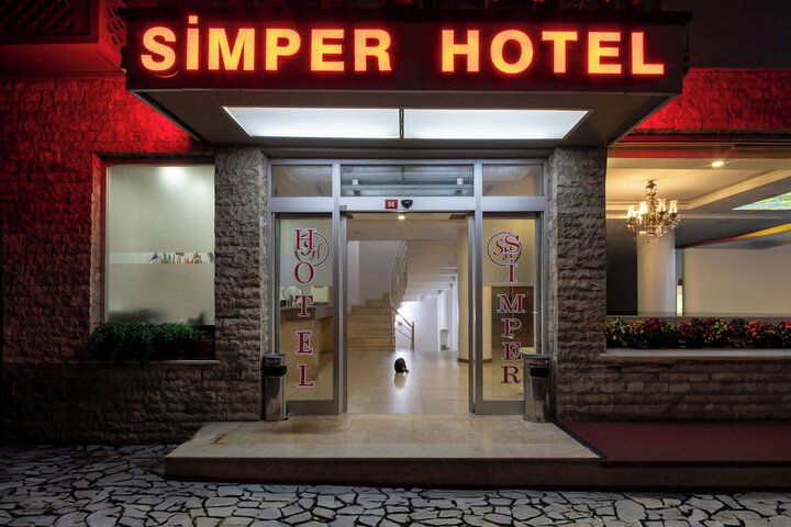 Hotel 90 of 90
