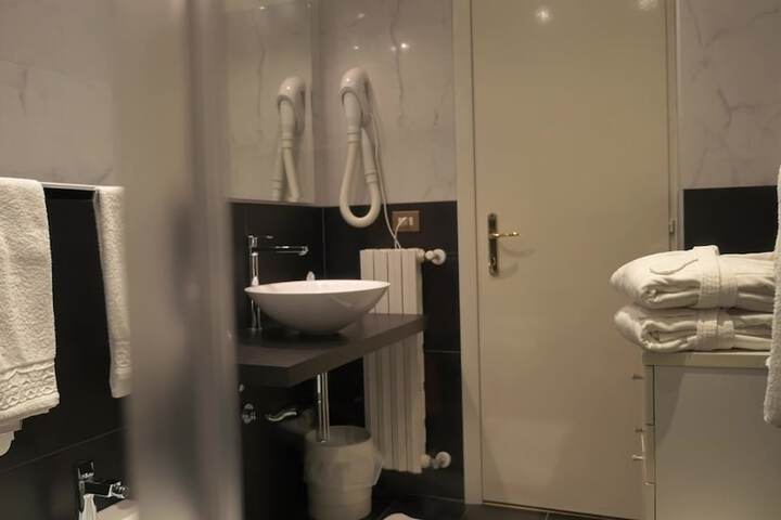 Room 21 of 58