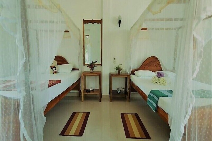 Room 19 of 110