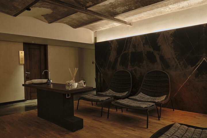 Hotel Interior 126 of 183