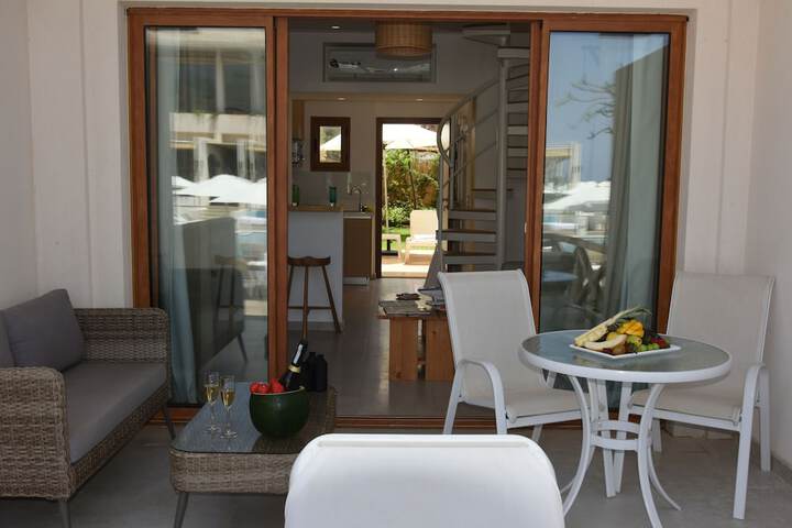 Room 5 of 30