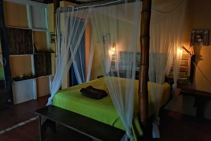Room 20 of 87