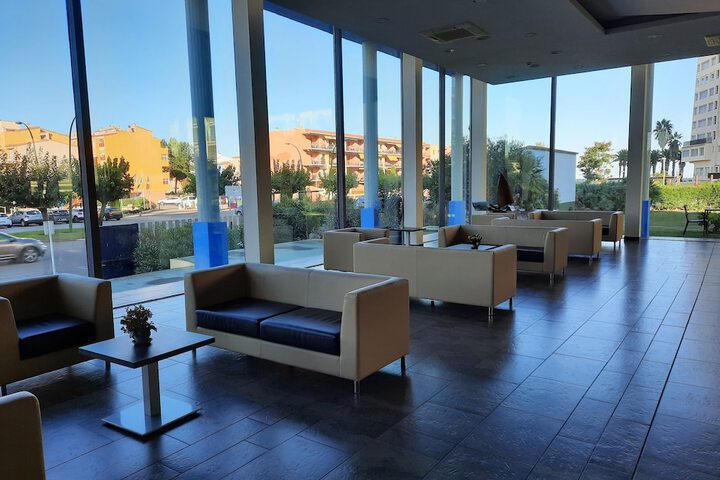 Guest Lobby