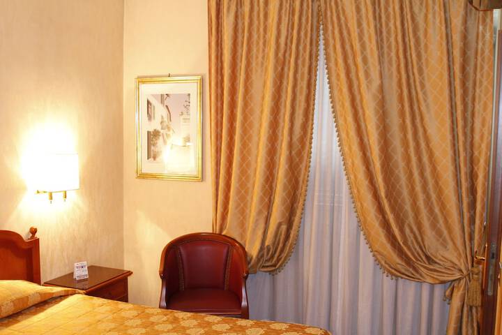 Room amenity