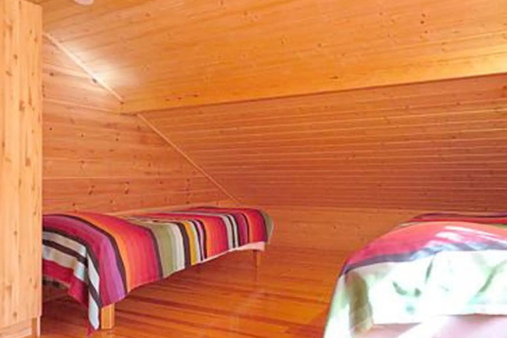 Room 6 of 21