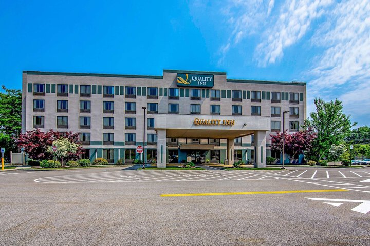 Hotel 27 of 29
