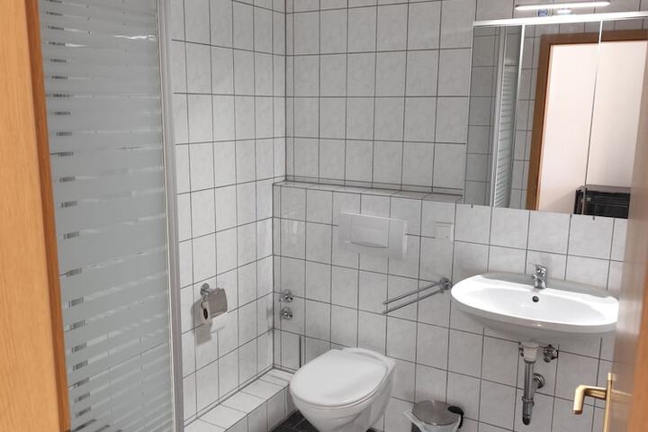 Room 11 of 20