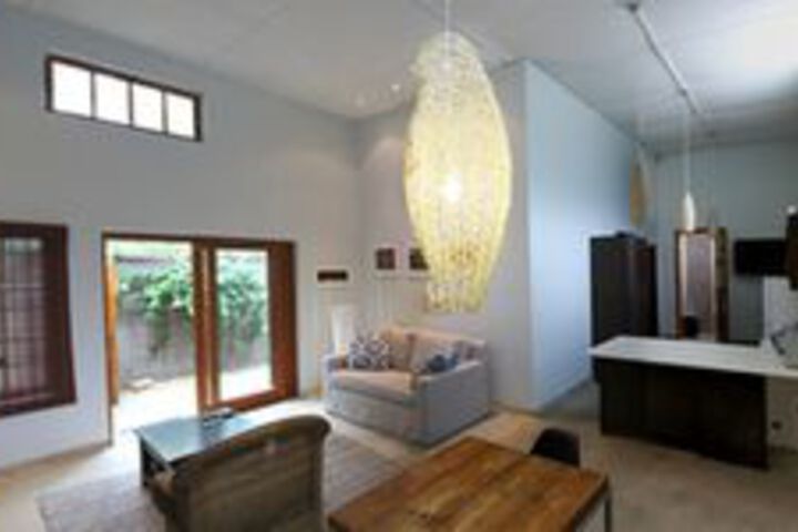 Room 9 of 15