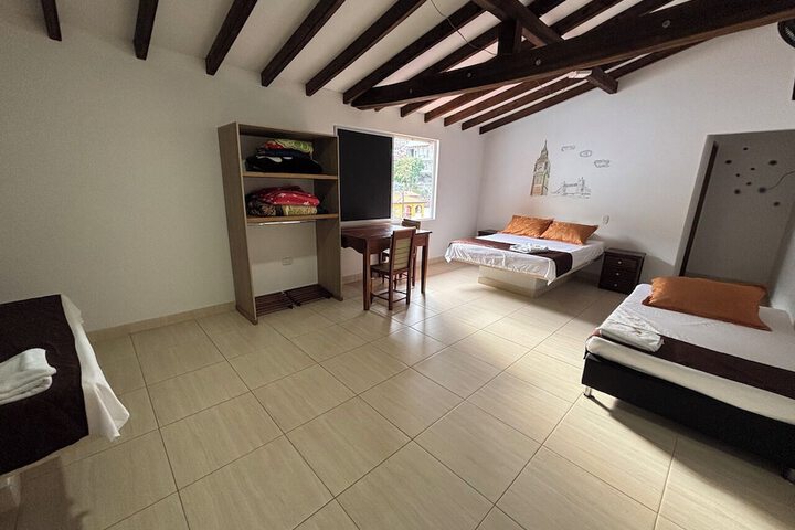 Room 48 of 78