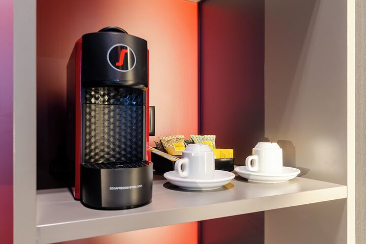 Breakfast/Coffee Service 22 di 34