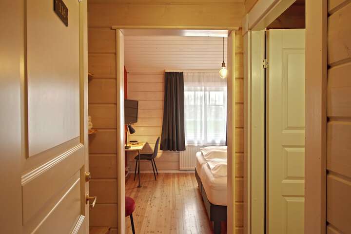 Room 31 of 123