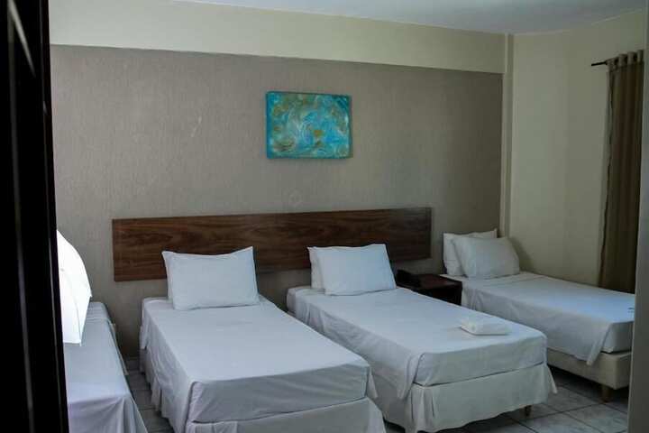 Room 13 of 47