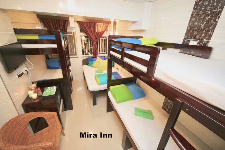 Room 46 of 119