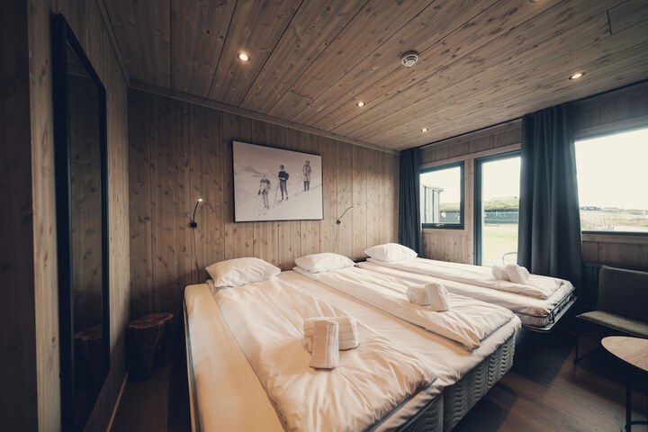 Room 25 of 114