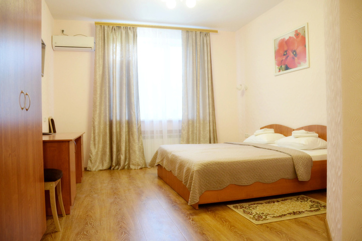Room 19 of 37