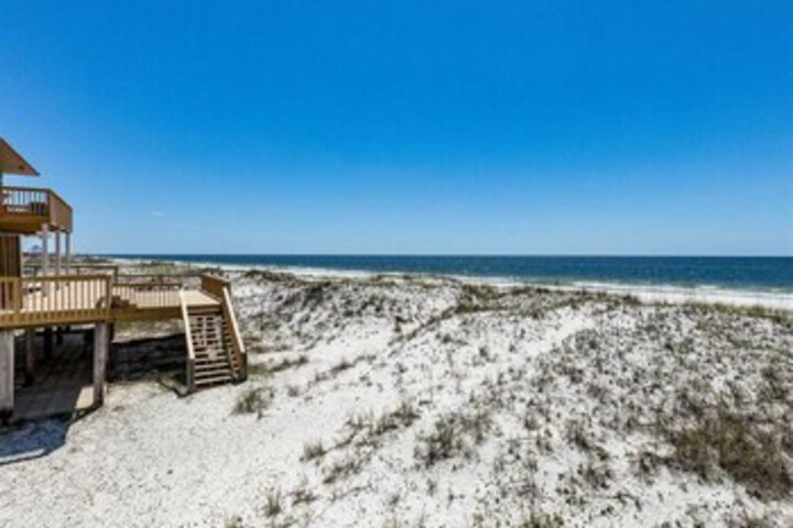 Beach 8 of 32