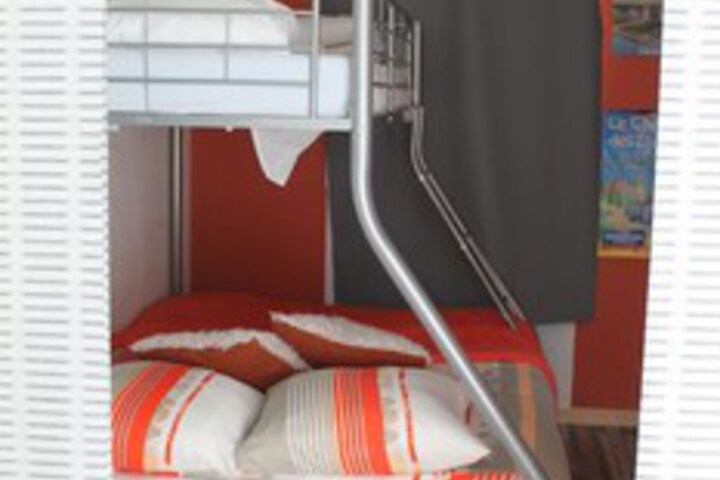Room 16 of 24