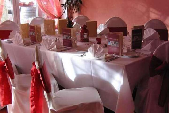 Ballroom/Hall 16 of 22