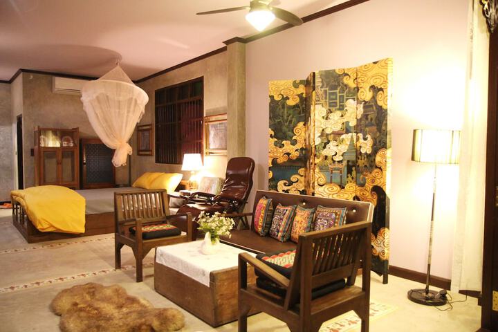 Room 10 of 94