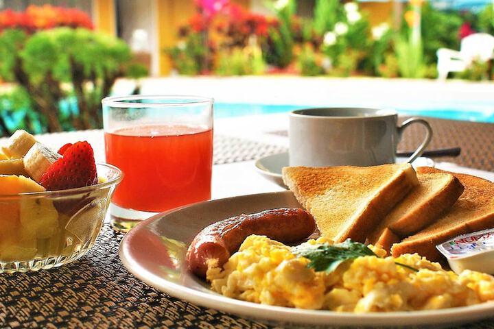 Breakfast/Coffee Service 26 of 36