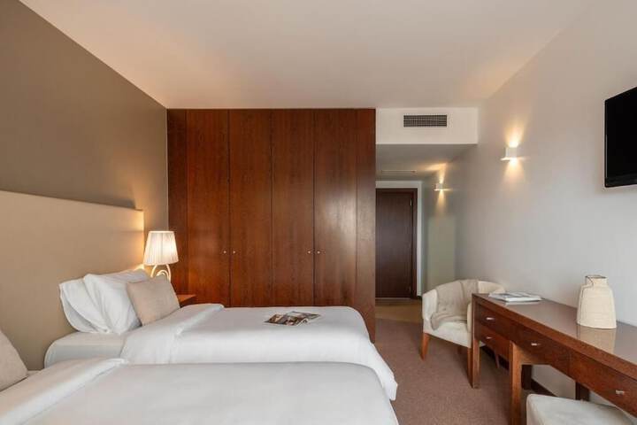 Room 5 of 67