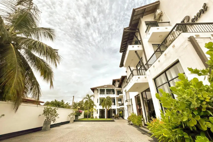Escape Negombo
