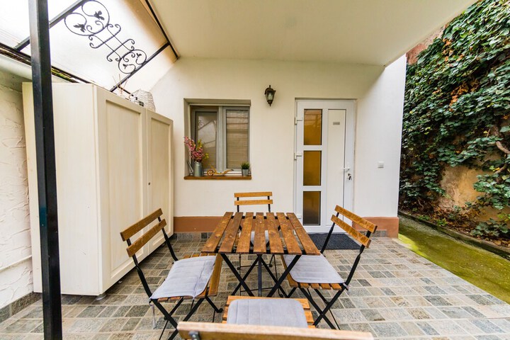 Terrace/Patio 71 of 107