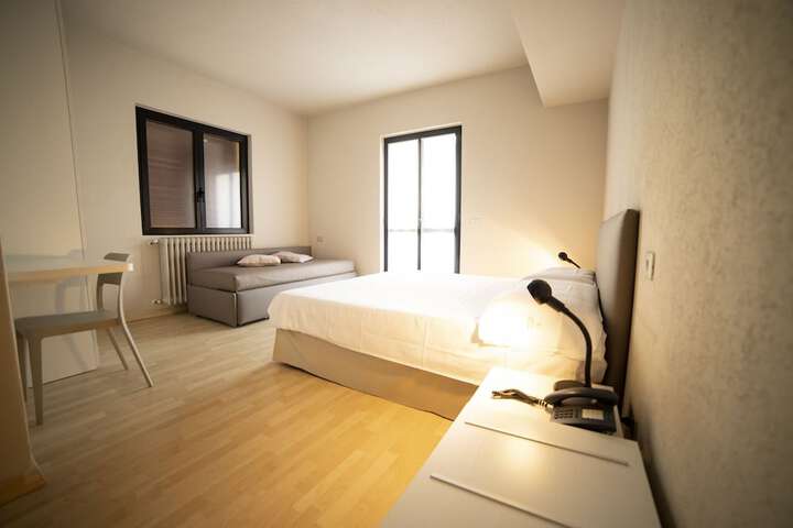 Room 20 of 42